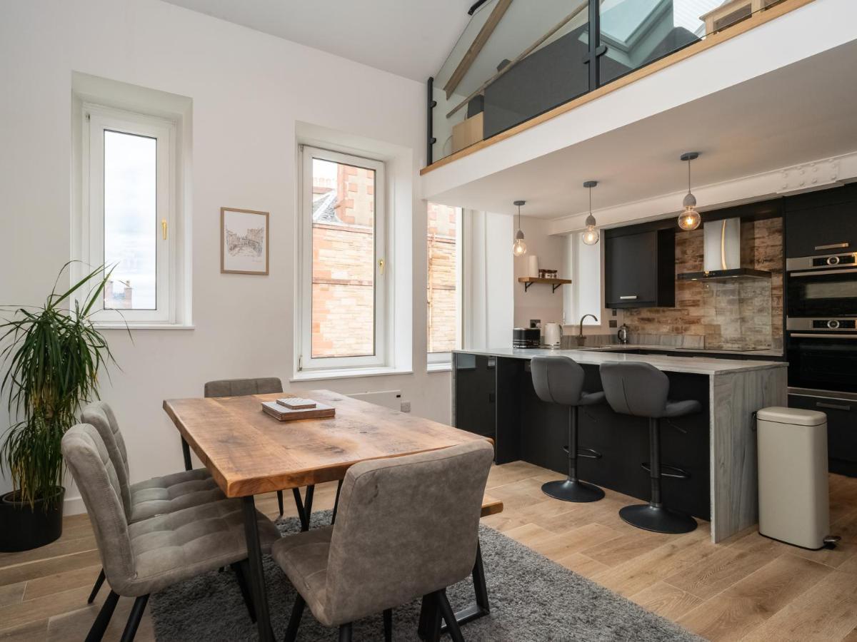 Pass The Keys Stunning 3 Bed Loft Style Apt With Free Parking Единбург Екстер'єр фото
