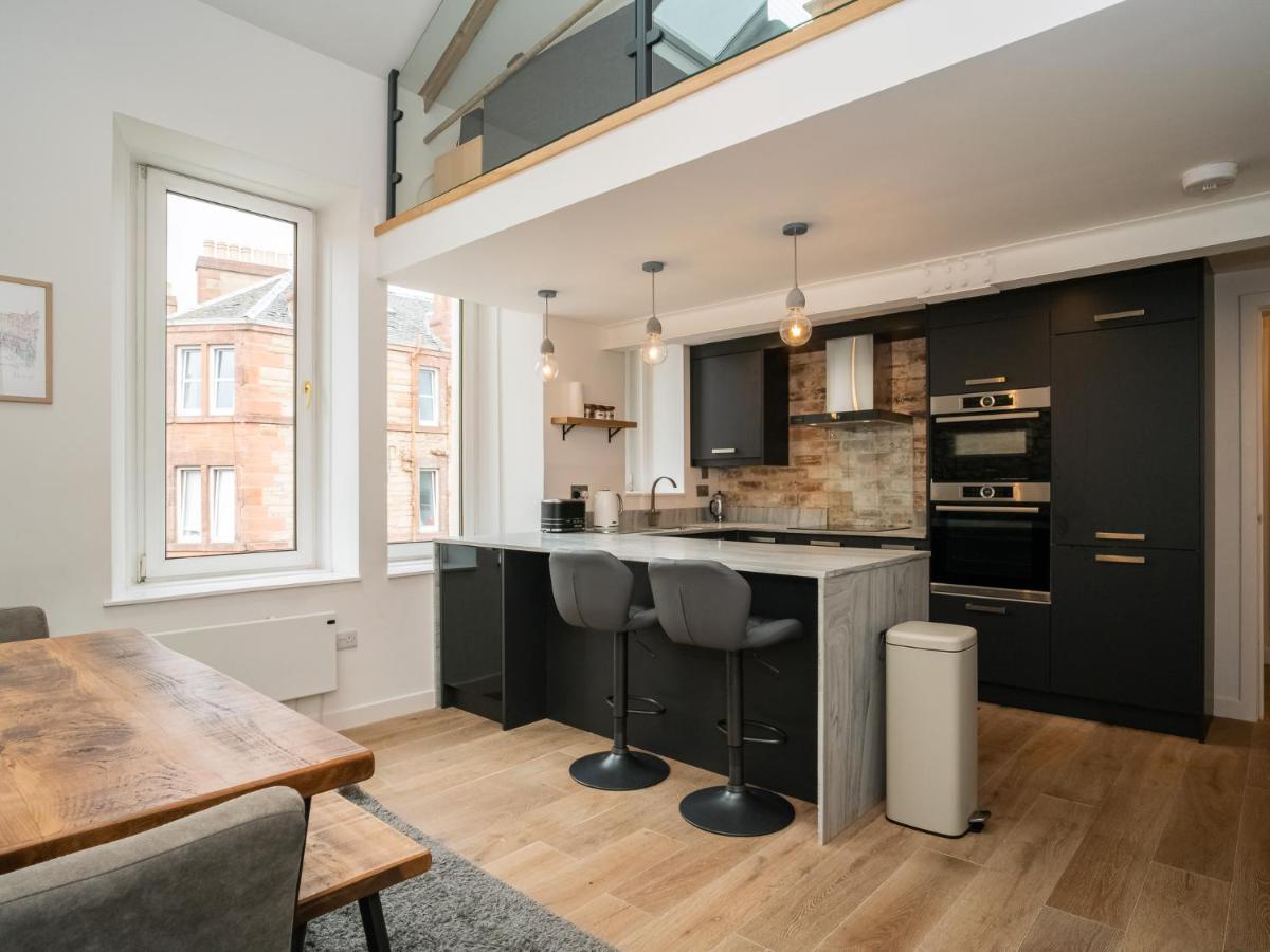 Pass The Keys Stunning 3 Bed Loft Style Apt With Free Parking Единбург Екстер'єр фото